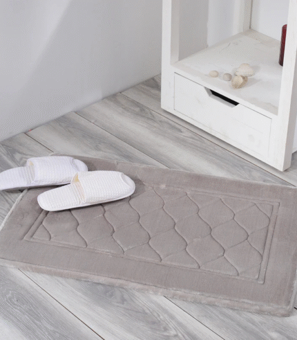 Callista Bath Mat